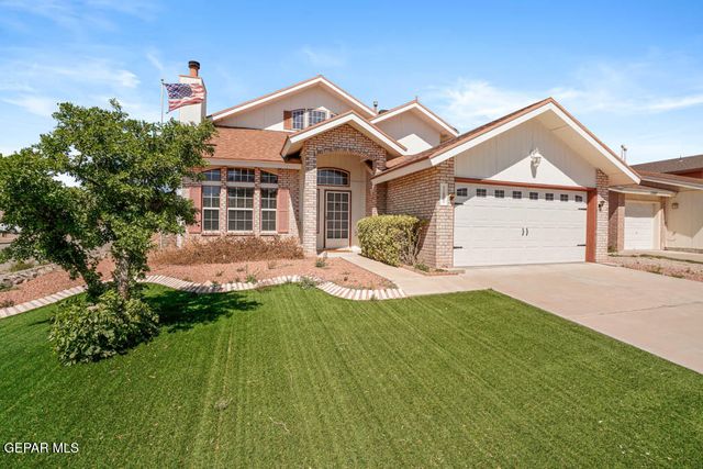 11001 Essex Falls Lane, El Paso, TX 79934