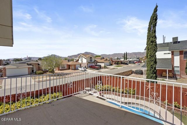 11001 Essex Falls Lane, El Paso, TX 79934