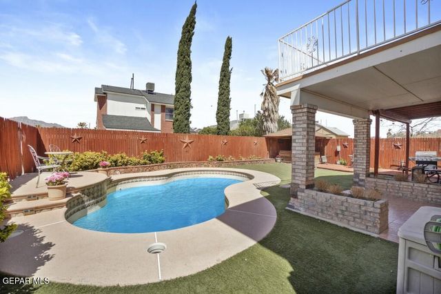 11001 Essex Falls Lane, El Paso, TX 79934