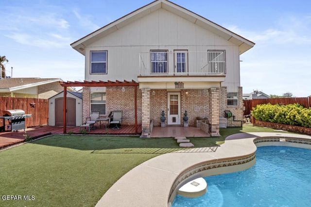 11001 Essex Falls Lane, El Paso, TX 79934