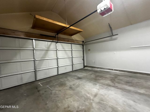 11001 Essex Falls Lane, El Paso, TX 79934