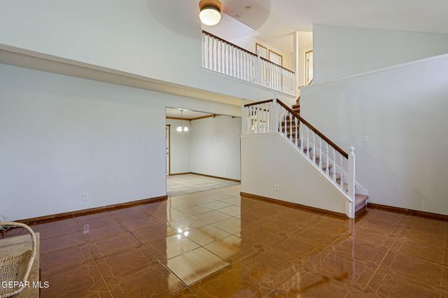 11001 Essex Falls Lane, El Paso, TX 79934