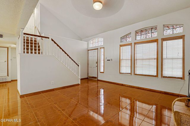 11001 Essex Falls Lane, El Paso, TX 79934