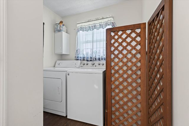 6702 Highway 41, N, Cedar Hill, TN 37032