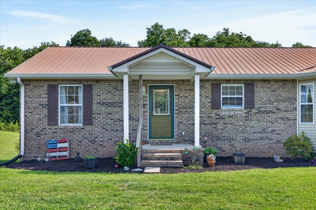 6702 Highway 41, N, Cedar Hill, TN 37032