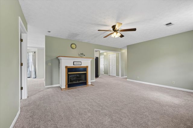6702 Highway 41, N, Cedar Hill, TN 37032