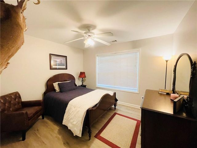 5313 Shadow Walk Way, Gainesville, GA 30507