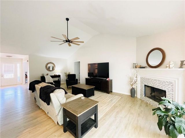 5313 Shadow Walk Way, Gainesville, GA 30507