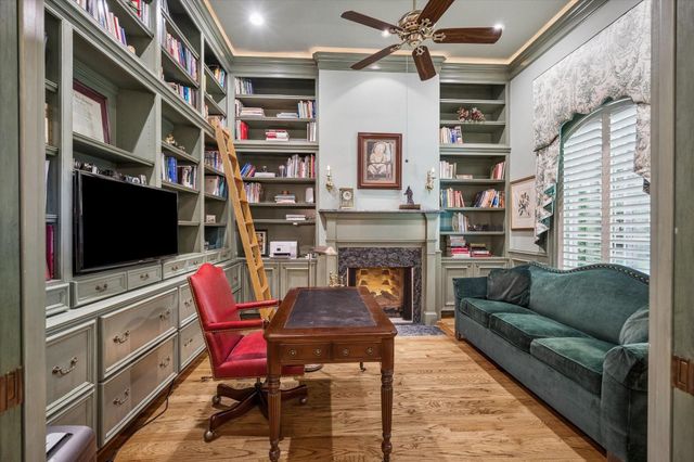 37519 Edgewater Drive, Pinehurst, TX 77362