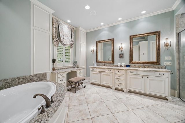 37519 Edgewater Drive, Pinehurst, TX 77362