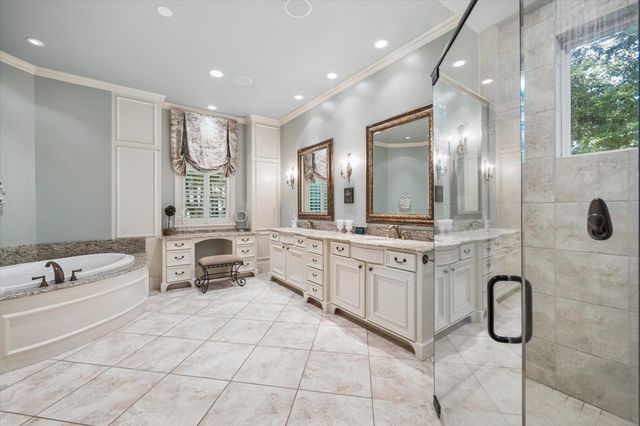 37519 Edgewater Drive, Pinehurst, TX 77362