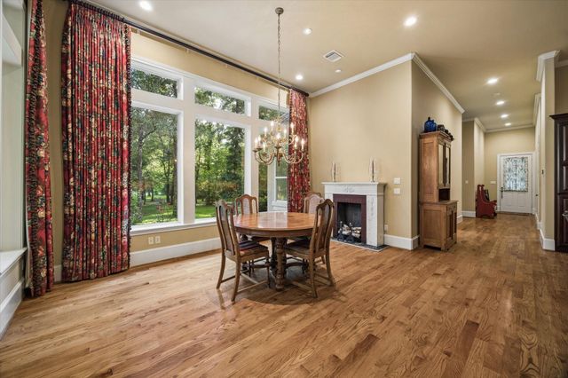37519 Edgewater Drive, Pinehurst, TX 77362