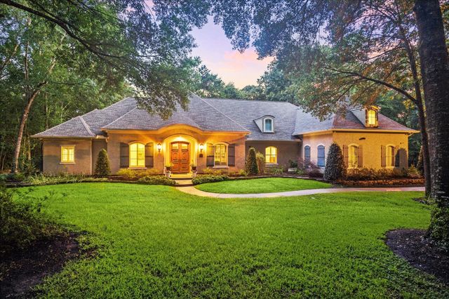 37519 Edgewater Drive, Pinehurst, TX 77362