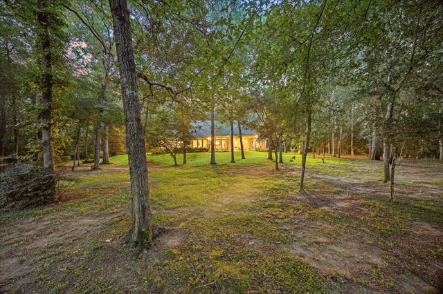 37519 Edgewater Drive, Pinehurst, TX 77362