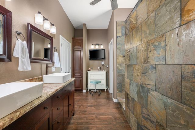 419 Firestone DR, Marble Falls, TX 78654