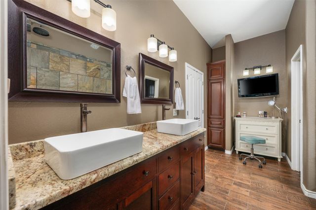 419 Firestone DR, Marble Falls, TX 78654