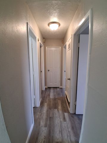 3205 Pacesetter Drive, Dallas, TX 75241