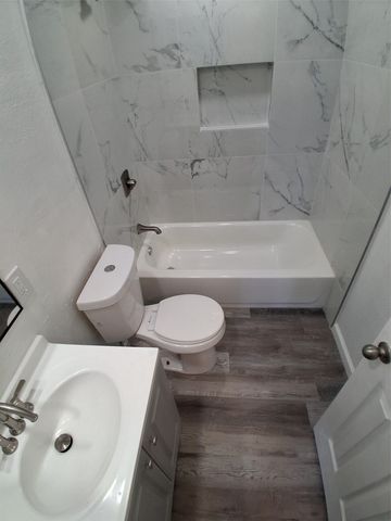 3205 Pacesetter Drive, Dallas, TX 75241