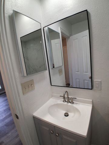 3205 Pacesetter Drive, Dallas, TX 75241