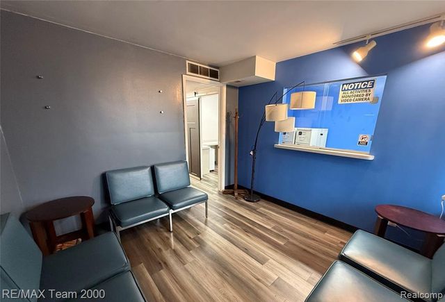 24326 W Warren Street, Dearborn Heights, MI 48127