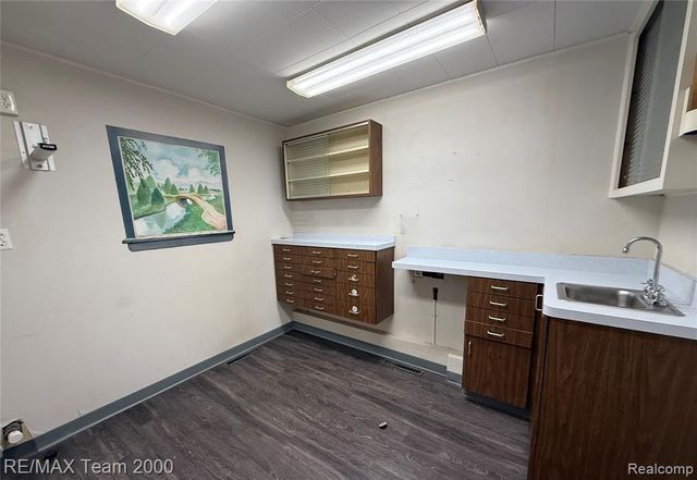 24326 W Warren Street, Dearborn Heights, MI 48127