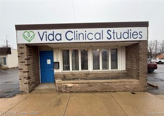 24326 W Warren Street, Dearborn Heights, MI 48127