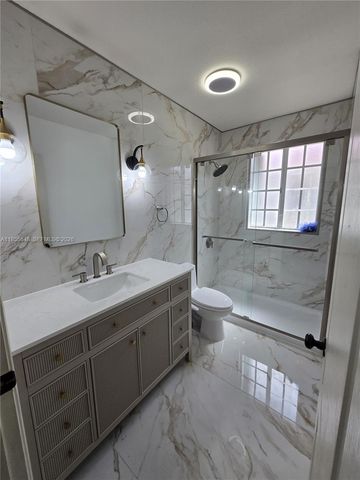 21101 NW 14th Pl 5, Miami Gardens, FL 33169