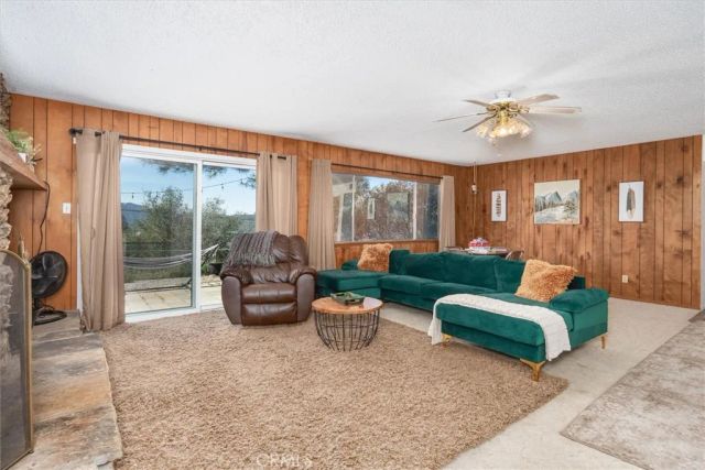 42324 Buckeye Road, Oakhurst, CA 93644