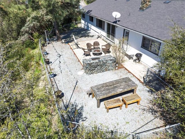 42324 Buckeye Road, Oakhurst, CA 93644