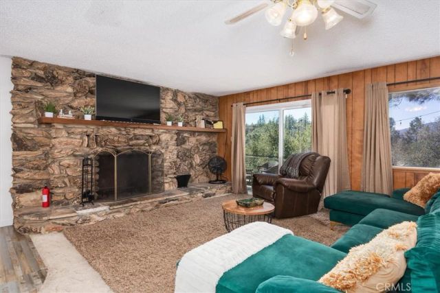 42324 Buckeye Road, Oakhurst, CA 93644