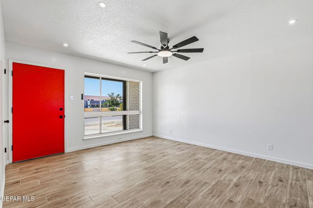 4909 TROPICANA Avenue, El Paso, TX 79924