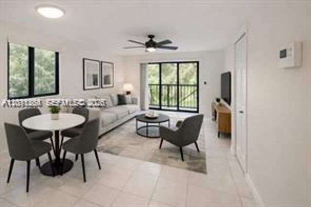 16168 Laurel Dr 201, Weston, FL 33326