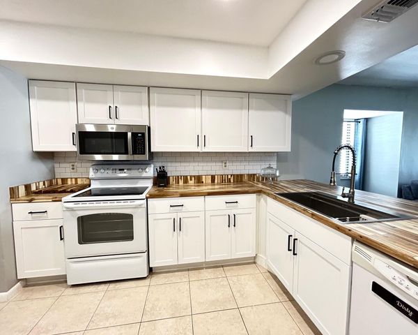 1811 SW Palm City Road A602, Stuart, FL 34994