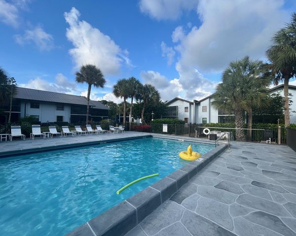 1811 SW Palm City Road A602, Stuart, FL 34994