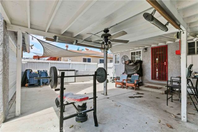 132 WEST 52ND ST, Long Beach, CA 90805