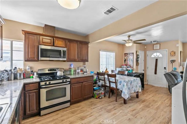 132 WEST 52ND ST, Long Beach, CA 90805