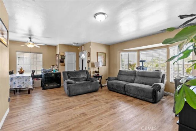 132 WEST 52ND ST, Long Beach, CA 90805
