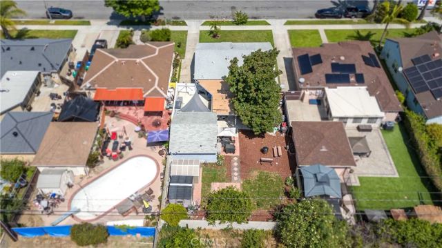 132 WEST 52ND ST, Long Beach, CA 90805