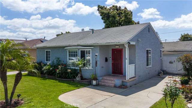 132 WEST 52ND ST, Long Beach, CA 90805