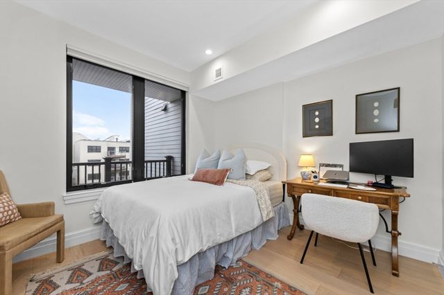 519 East 2nd St 403, Boston, MA 02127