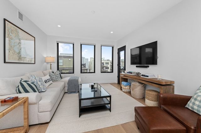 519 East 2nd St 403, Boston, MA 02127