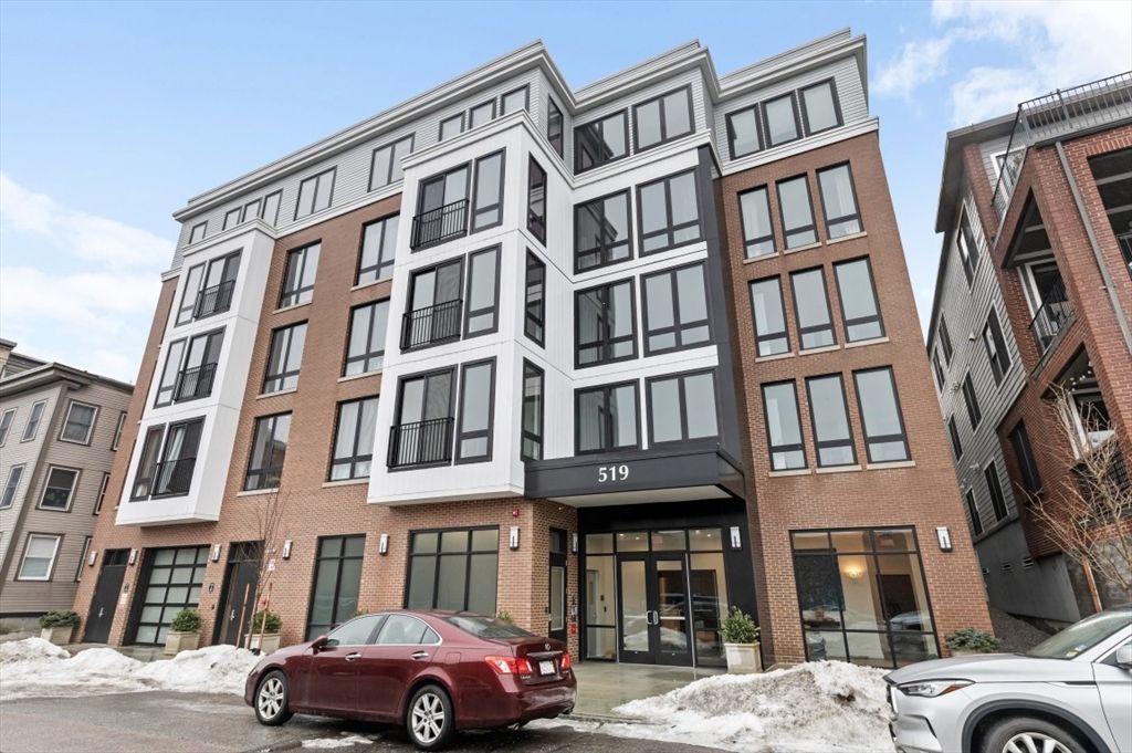 519 East 2nd St 403, Boston, MA 02127