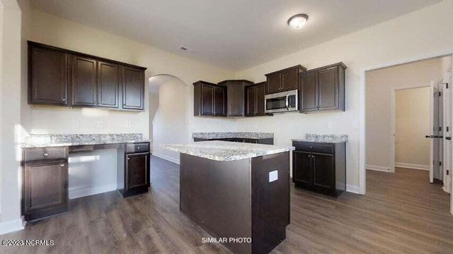 1108 Lunenburg Place, Jacksonville, NC 28540