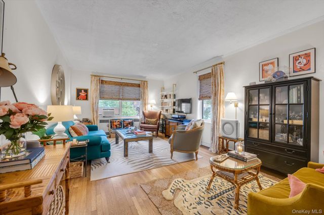 786 Palmer Road 1F, Bronxville, NY 10708