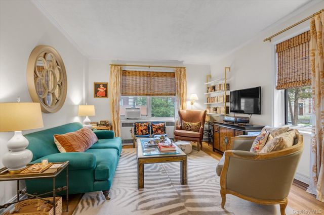 786 Palmer Road 1F, Bronxville, NY 10708