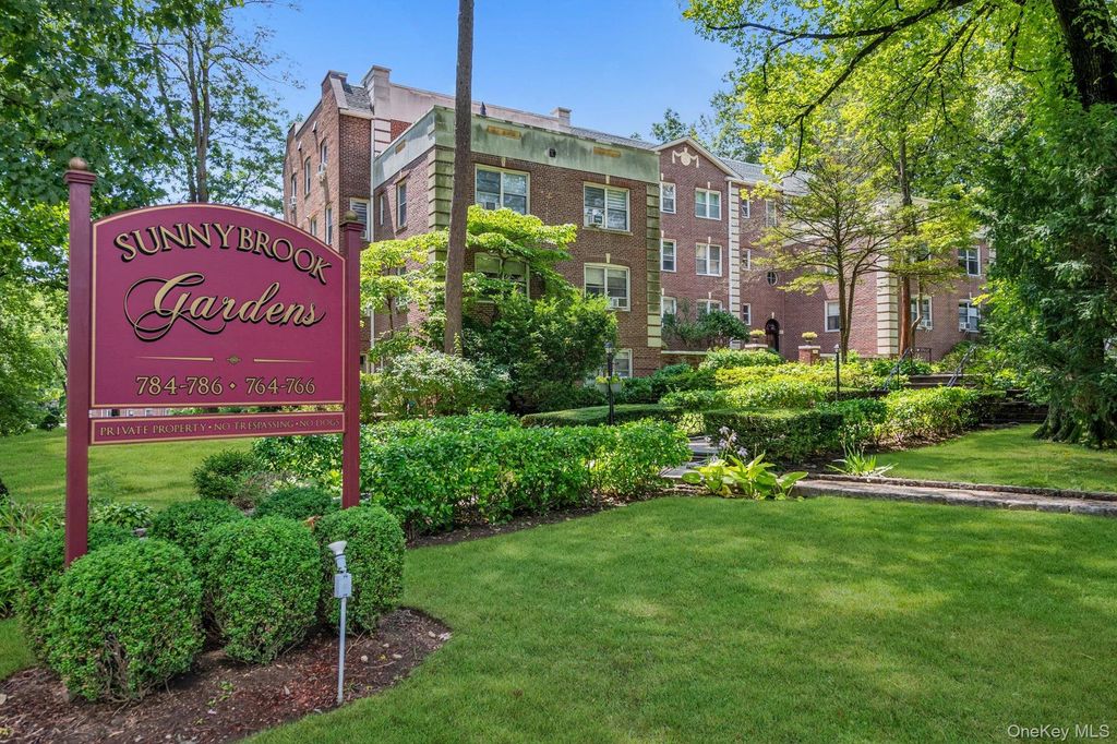 786 Palmer Road 1F, Bronxville, NY 10708