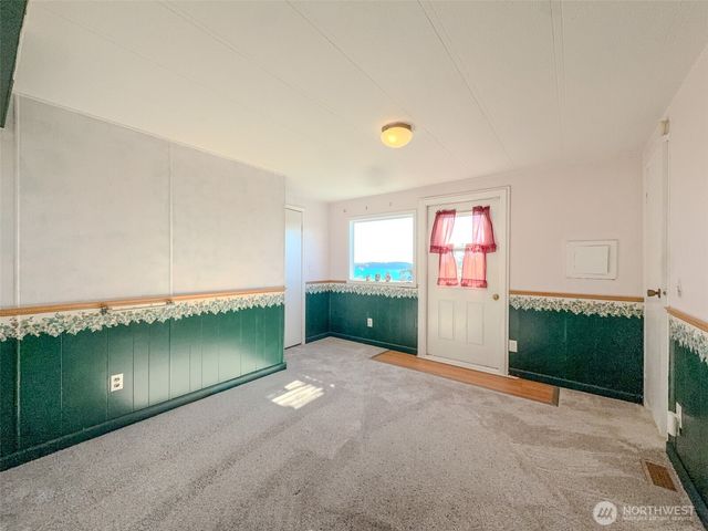 1885 Arnold Road, Coupeville, WA 98239