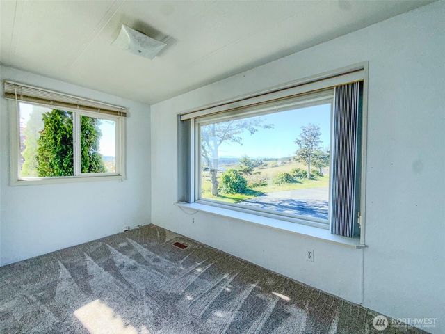 1885 Arnold Road, Coupeville, WA 98239