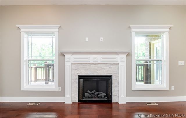 2018 Vincennes Place, Floyds Knobs, IN 47119
