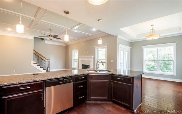 2018 Vincennes Place, Floyds Knobs, IN 47119